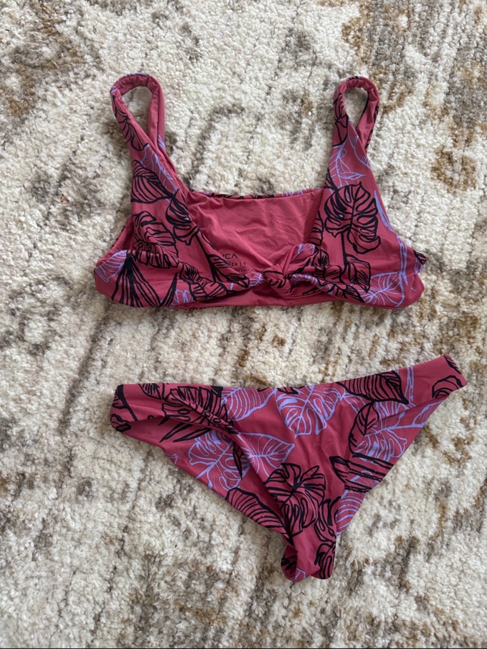 RVCA Women’s Tropic Punch Tie Front Top Bikini Set Monstera Leaf Print Size XS - Picture 2 of 4